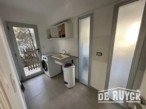 Casa en Venta al Oeste