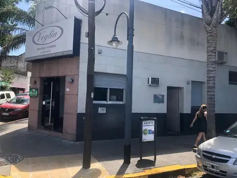 Avenida Peron 2800