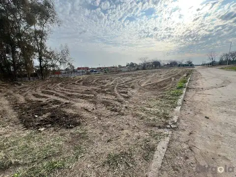 Terreno en Venta 40  mts Fondo