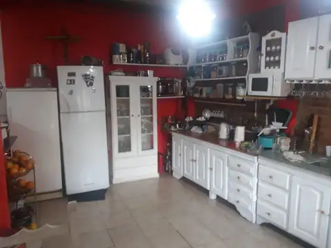 Casa 4 ambientes con 3 baños