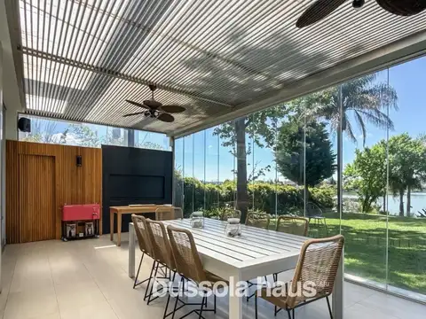 Casa en venta al lago en Santa Bárbara