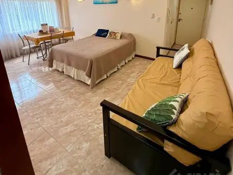 Estudiantes 2026 en zona microcentro de Mar del Plata