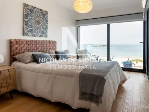 Venta Apartamento de 2 dormitorios a Estrenar frente al mar en Malvin,Montevideo!