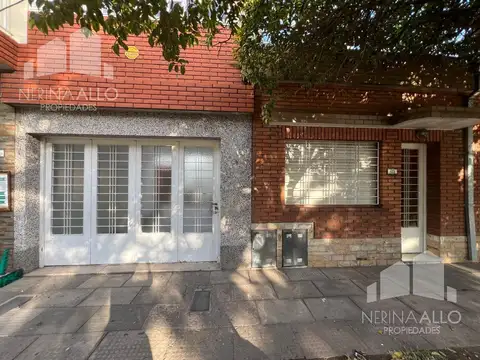 VENTA CASA CON LOCAL EN VILLA TESEI