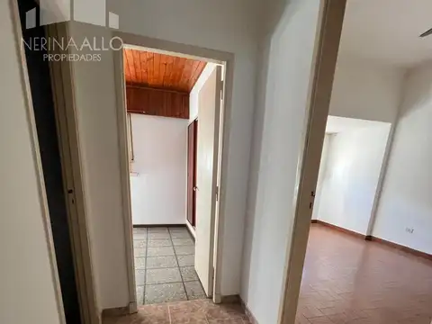 Depto Tipo Casa en Venta con 1 cocheras