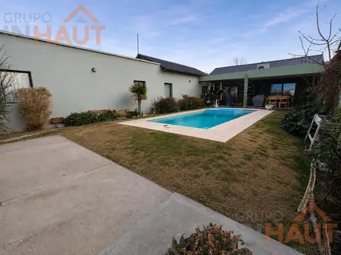 Casa en Venta en Cipolletti, USD 410.000