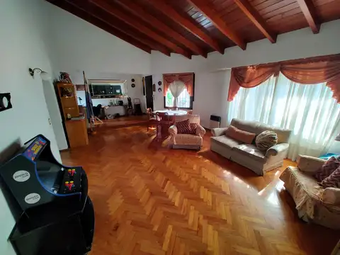 Casa en Venta de 4 dormitorios