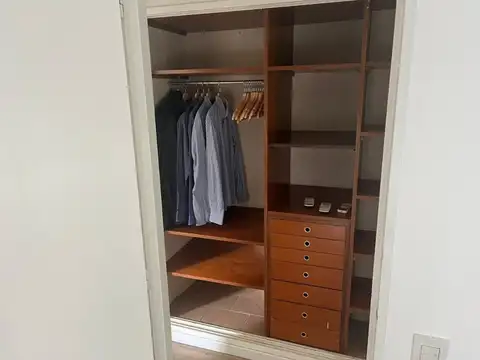 ROSALES 2500, Piso 1