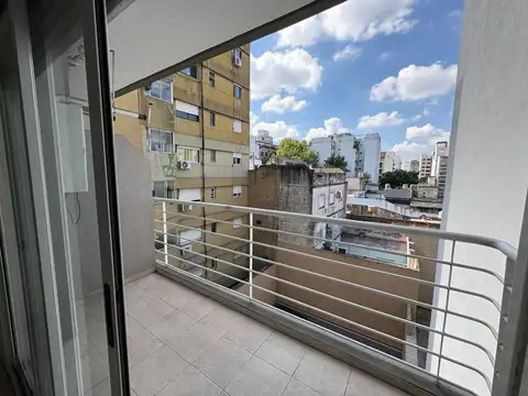 Departamento en Alquiler en Flores, $ 550.000