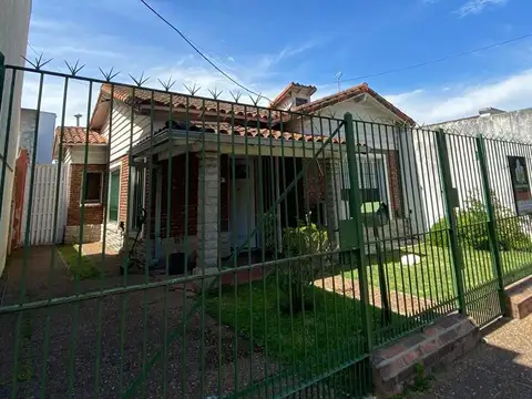 Casa  en Venta ubicado en Quilmes Oeste, Quilmes, G.B.A. Zona Sur - SVN0060_LP583845_1