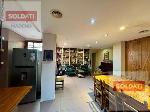 Casa en Venta con 1 cochera