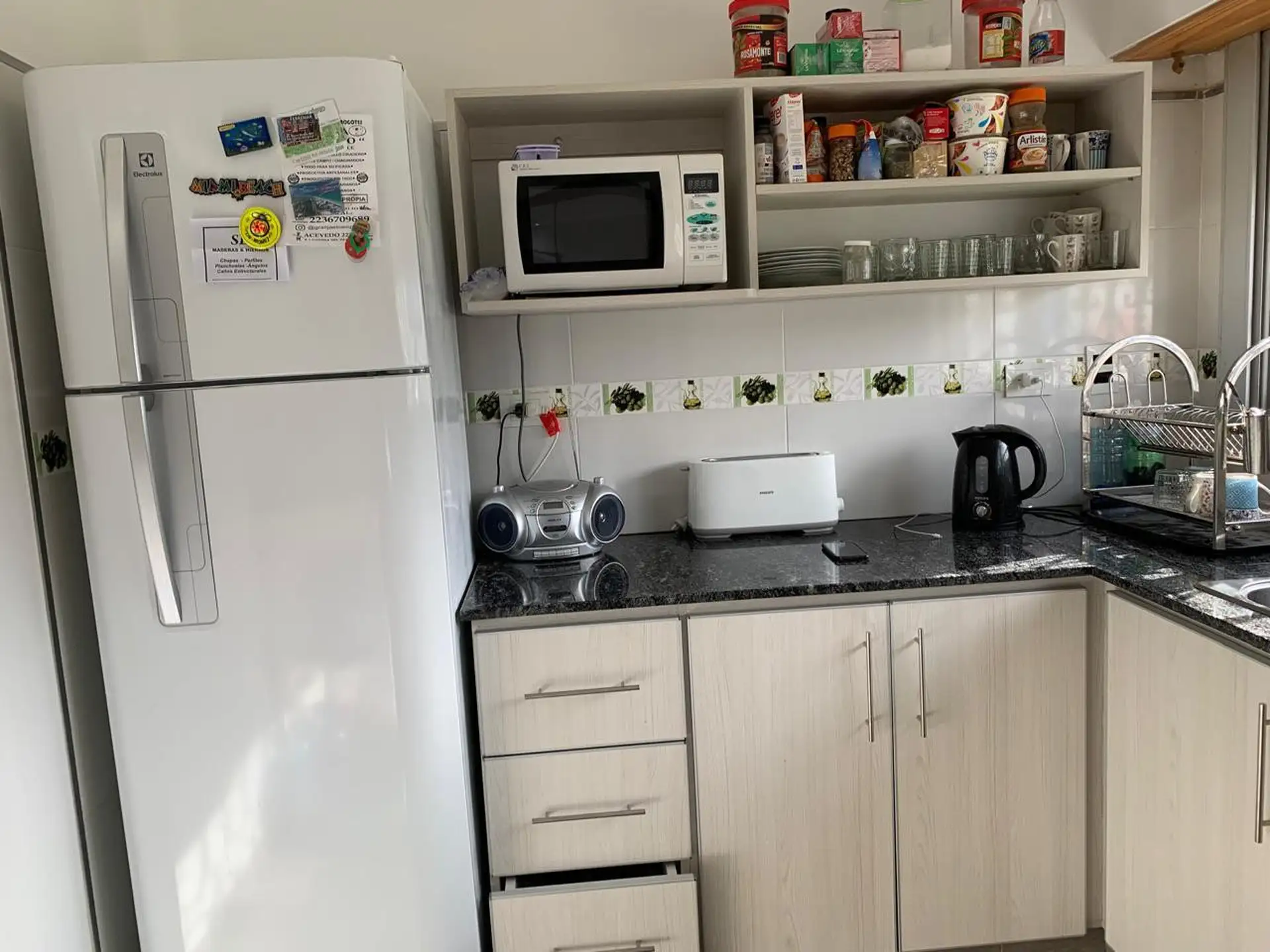 Casa 4 ambientes y terreno en punta mogotes