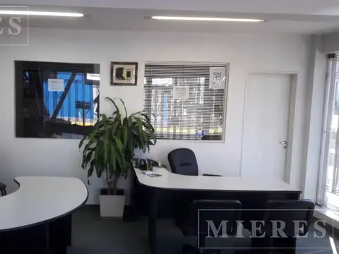 Excelente Local en venta en Victoria, San Fernando.