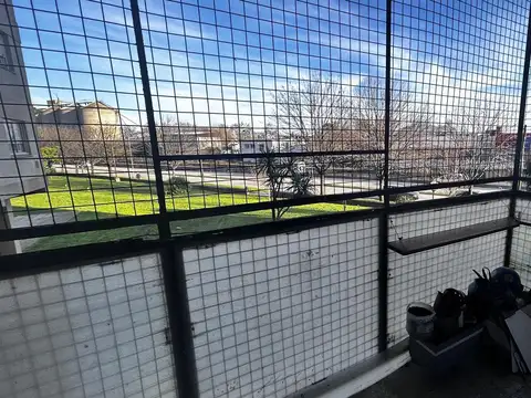 VENTA DEPARTAMENTO 2 AMBIENTES FRENTE APTO CREDITO