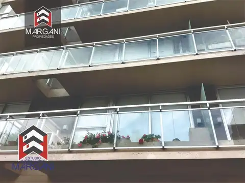 Excelente Dpto 2 AMB al Cta Fte de categoria c/ COCHERA