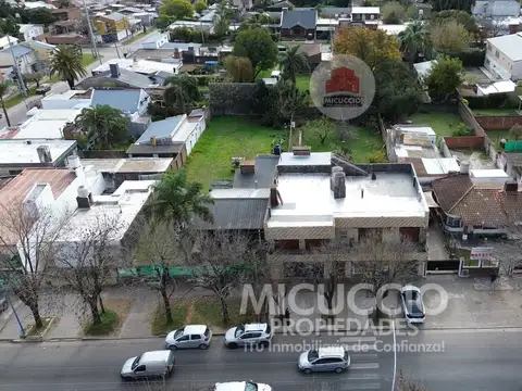 Local en Venta 50 años