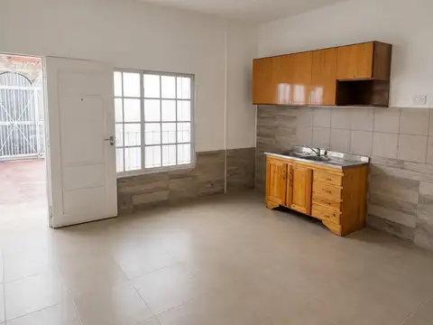 DEPARTAMENTO2 AMB FRENTE PLANTA BAJA CON PATIO
