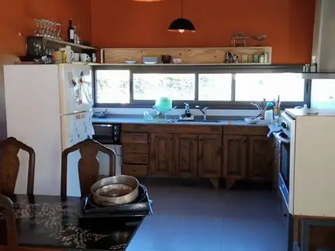 Casa 4 ambientes con 1 baño
