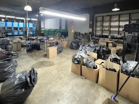 Galpón Zona Industrial- 1.100 m2.- Excelente estado