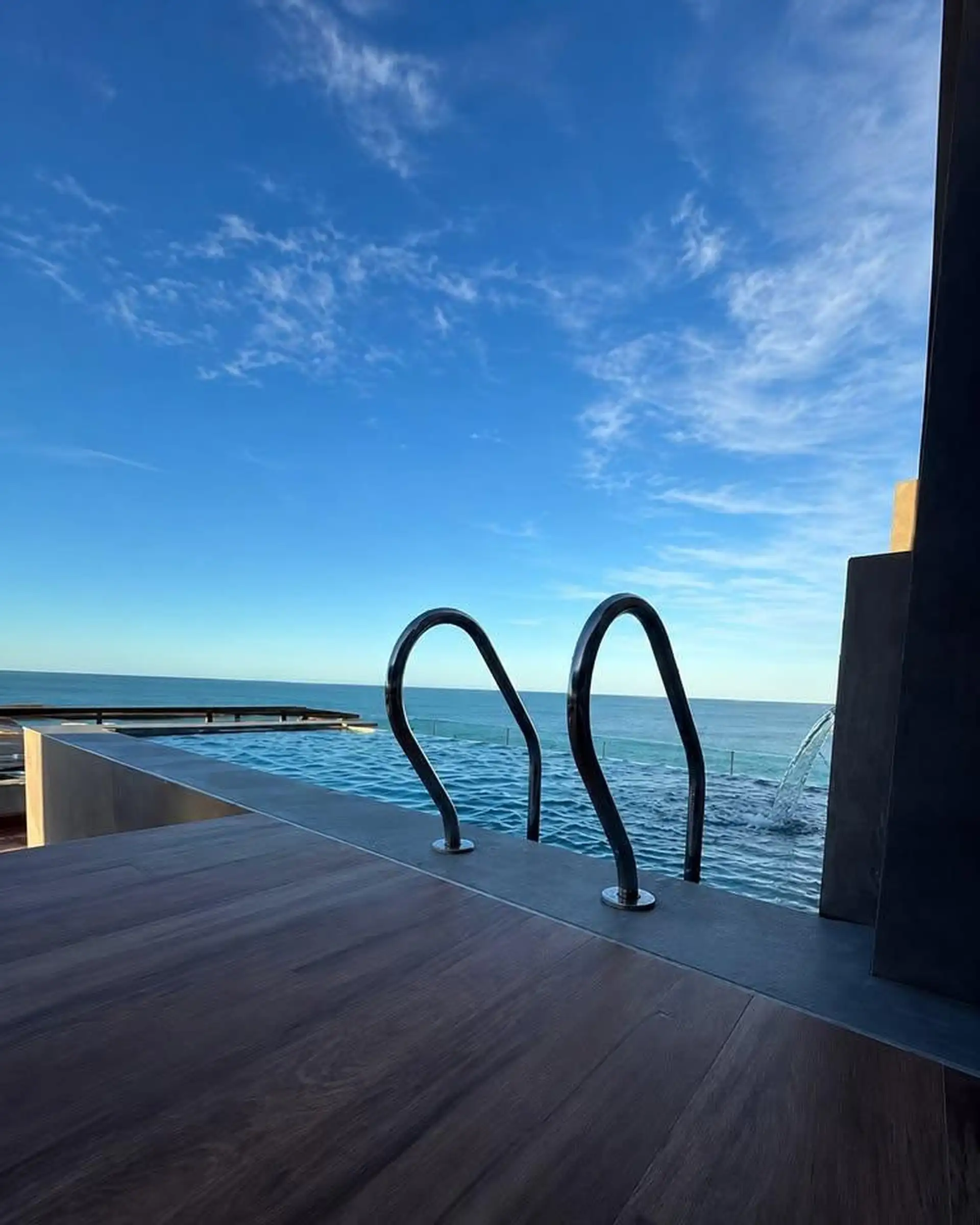 Depto 3 amb, 78m² frente al mar con cochera — Amenities de primer nivel