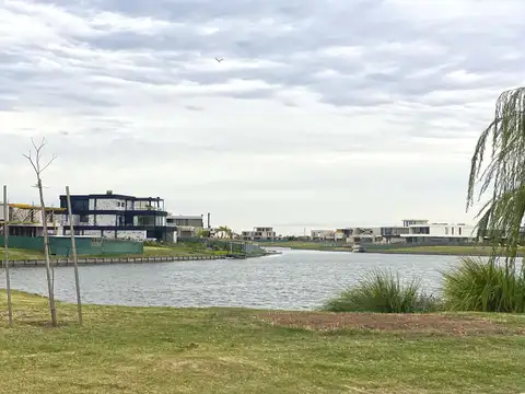 Lote en Venta Los Puentes, 981 m² con proyecto aprobado + estudio de suelo