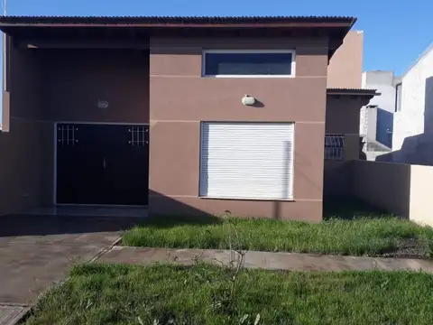 Casa 3 ambientes a metros del mar, Bario U.camet