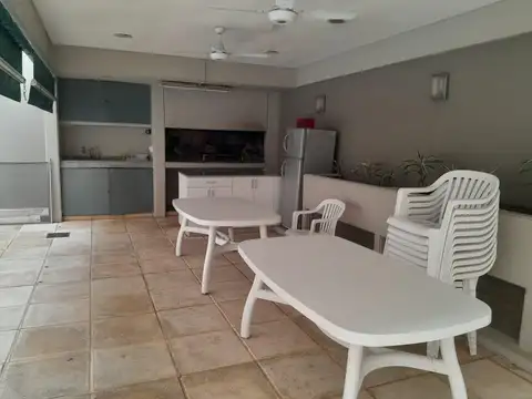 Departamento 5 ambientes con 2 baños