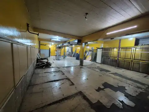 Local en Alquiler 45 años