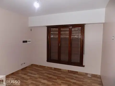 EXCELENTE CASA 3 AMBIENTES s/ PASO MORALES