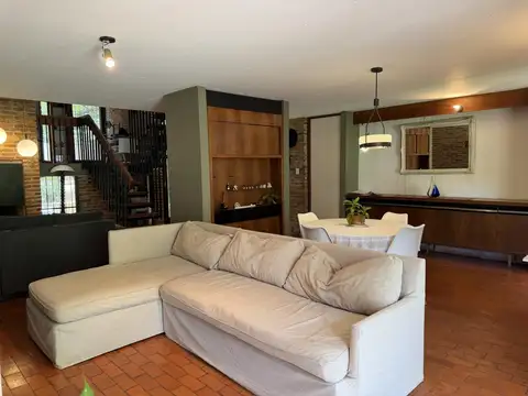 Casa en Venta al Oeste