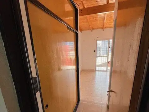 Departamento en Alquiler en Villa Bonich, $ 500.000