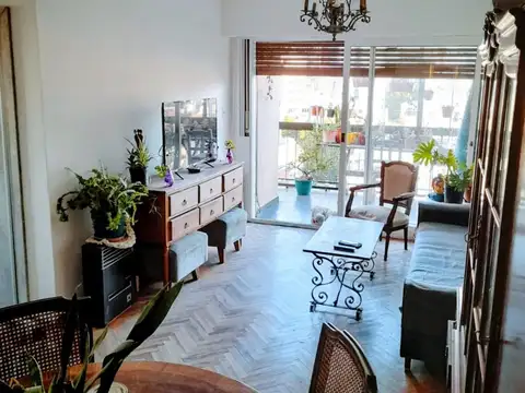 Blanco Encalada 2300