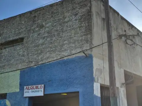 Galpon 340 metros cuadrados 2 plantas. Barrio Industrial