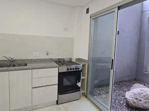 Cochera en Venta de 6  mts largo x 3  mts ancho