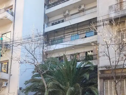 3 Ambientes Semi Piso 65 m2 Contra Frente 