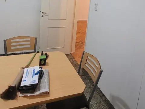 3 Ambientes Semi Piso 65 m2 Contra Frente