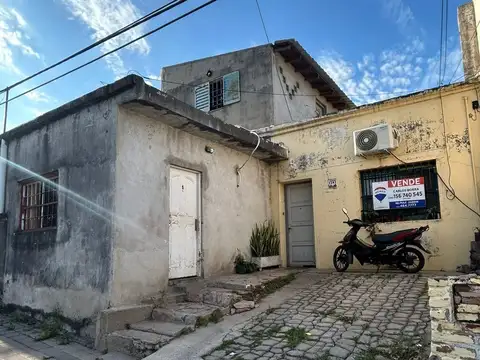 VENTA CASA CON RENTA - IDEAL PARA INVERSION 