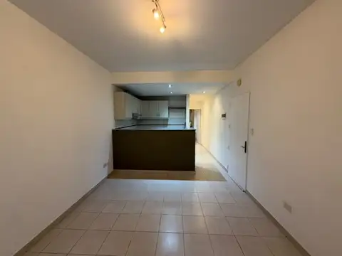Depto Tipo Casa en Alquiler en Villa Urquiza, $ 825.000