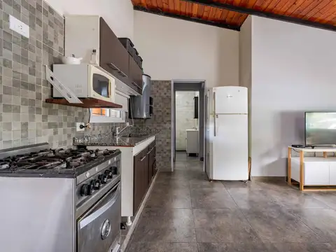 Casa 3 ambientes con 2 baños