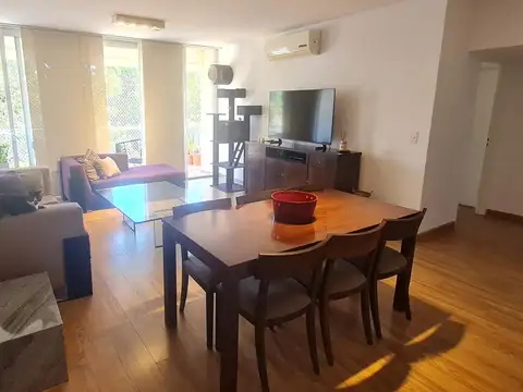 Gdor. Valentin Vergara al 2300