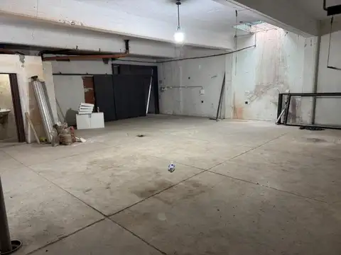 Local en Alquiler en El Palomar, $ 1.050.000