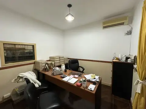 GALPÓN / DEPOSITO DE 200M2 APROX.
