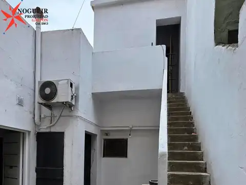 Local en alquiler con patio y depósito – Caseros Centro.