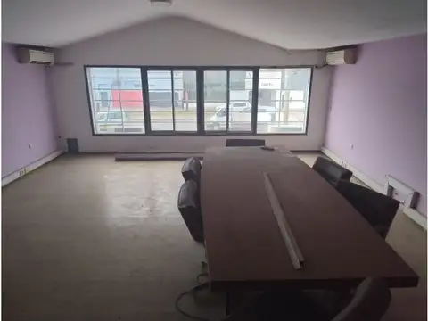 Galpón y local comercial O Lagos