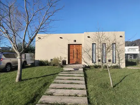 Casa Quinta  en Venta en San Ramón, Pilar del Este, Pilar