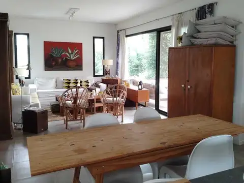 Casa en Venta en Pilar del Este - San Ramon, USD 165.000