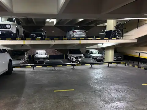 EN VENTA COCHERA EN SAN NICOLÁS