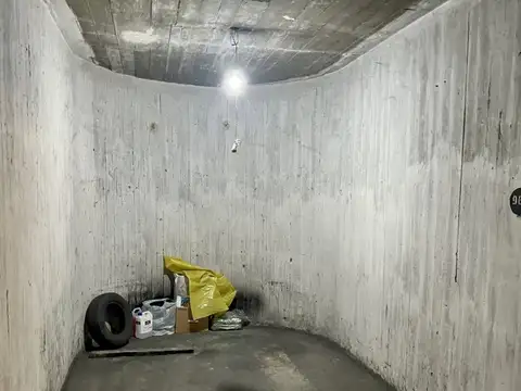 EXCELENTE COCHERA EN PLENO LANUSITA  LANUS OESTE