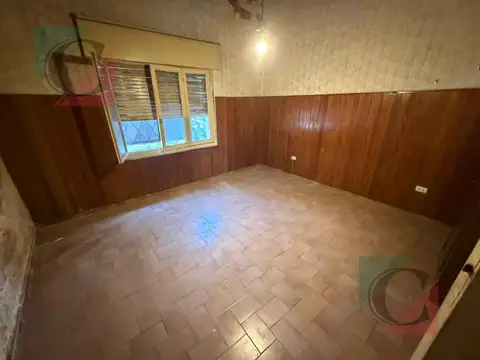 Casa 3 amb con cochera a reciclar
