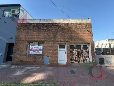 Casa 3 amb con cochera a reciclar